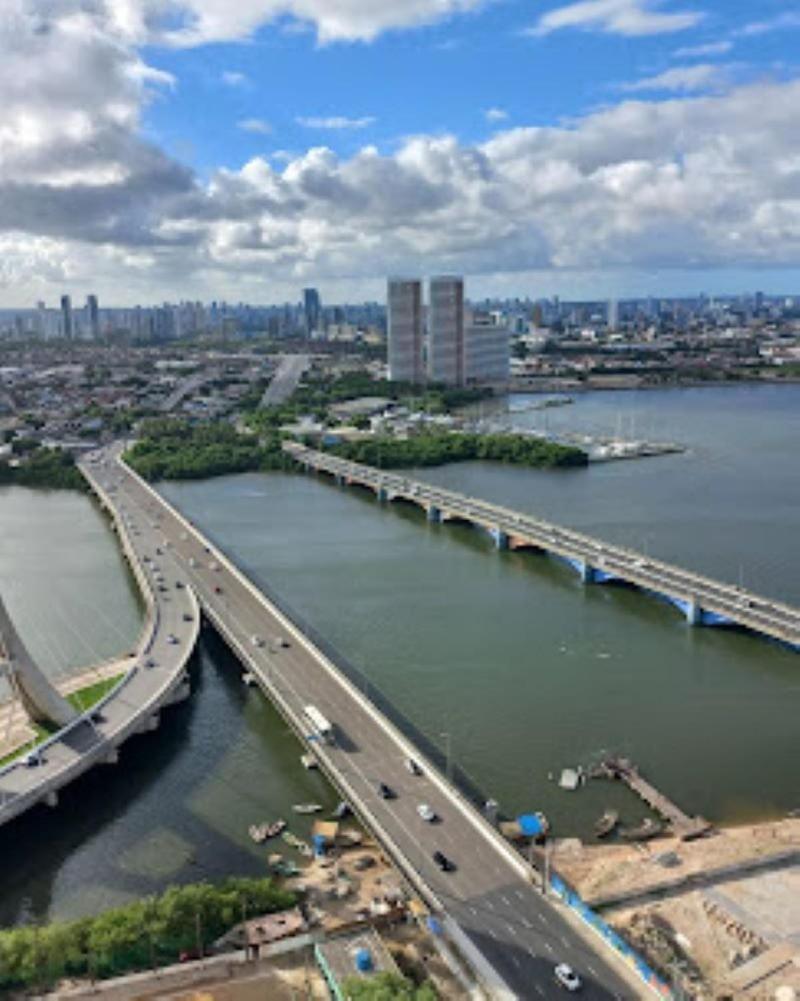 Apartamento Flat Ao Lado Do Rio Mar No Edf Class Excelsior Por Yolo Recife