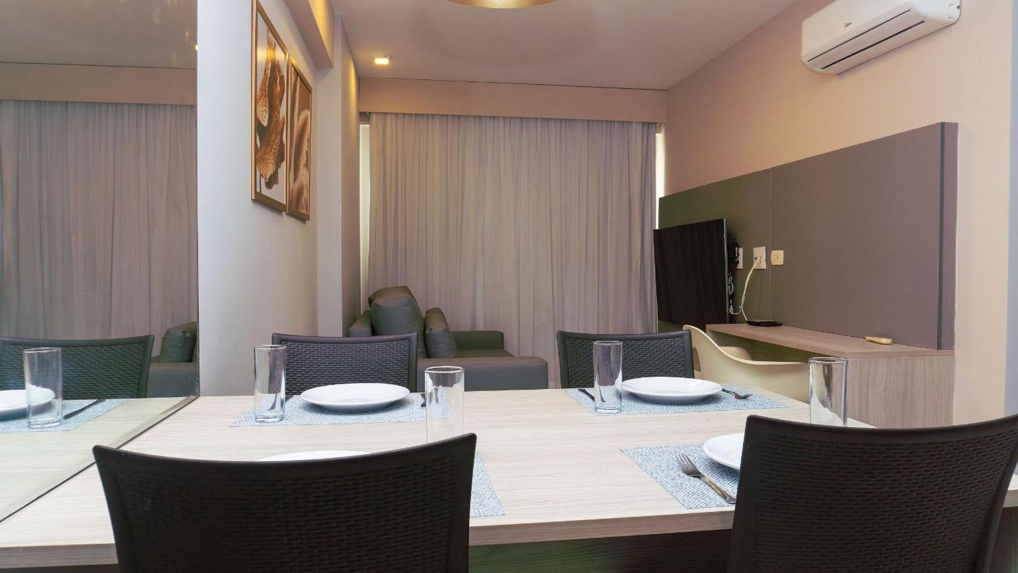 Apartamento Flat Ao Lado Do Rio Mar No Edf Class Excelsior Por Yolo