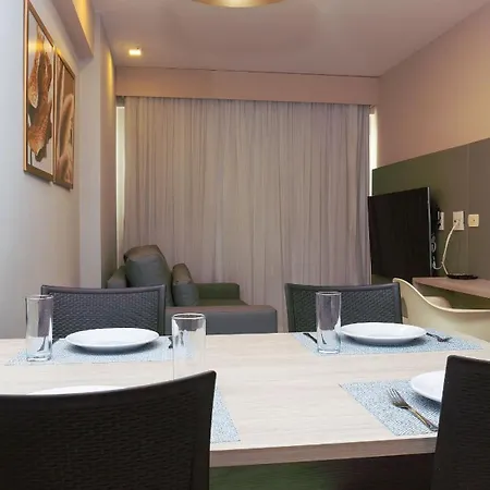 Flat Ao Lado Do Rio Mar No Edf Beach Class Excelsior Por Yolo Recife Exterior foto